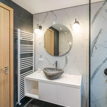 Ionion Theasis Dioni *